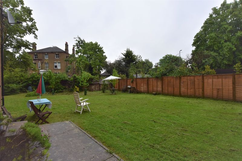 Communal Garden- click for photo gallery
